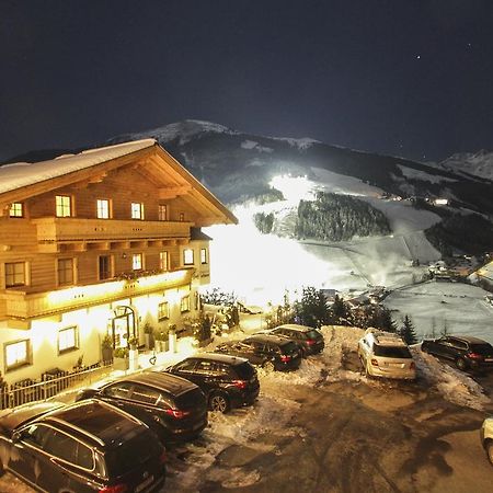 Ferienhof Pfefferbauer Saalbach-Hinterglemm Ngoại thất bức ảnh